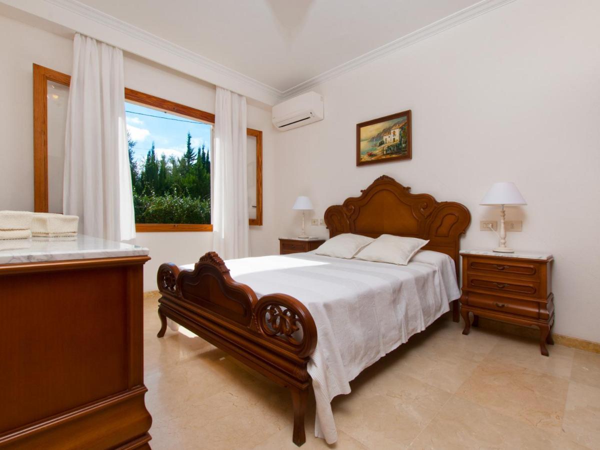 Villa Tita De Manresa, Con Jardines Y Vista Mar 알쿠디아 외부 사진