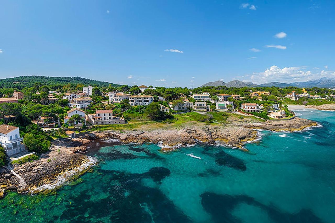 Villa Tita De Manresa, Con Jardines Y Vista Mar 알쿠디아 외부 사진